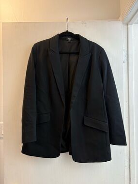 Express Columnist Blazer in Black